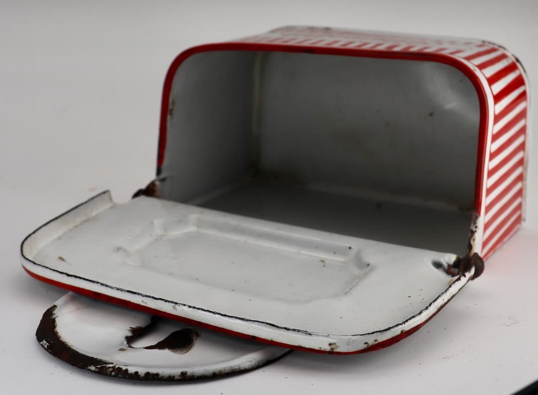 アンティーク・アルメット缶（マッチ入れ） フランスBB社製