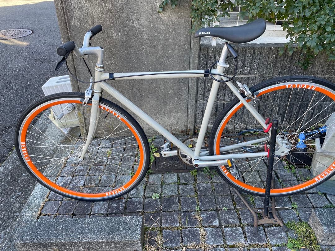 ロードバイク、街乗り改造車、横浜より