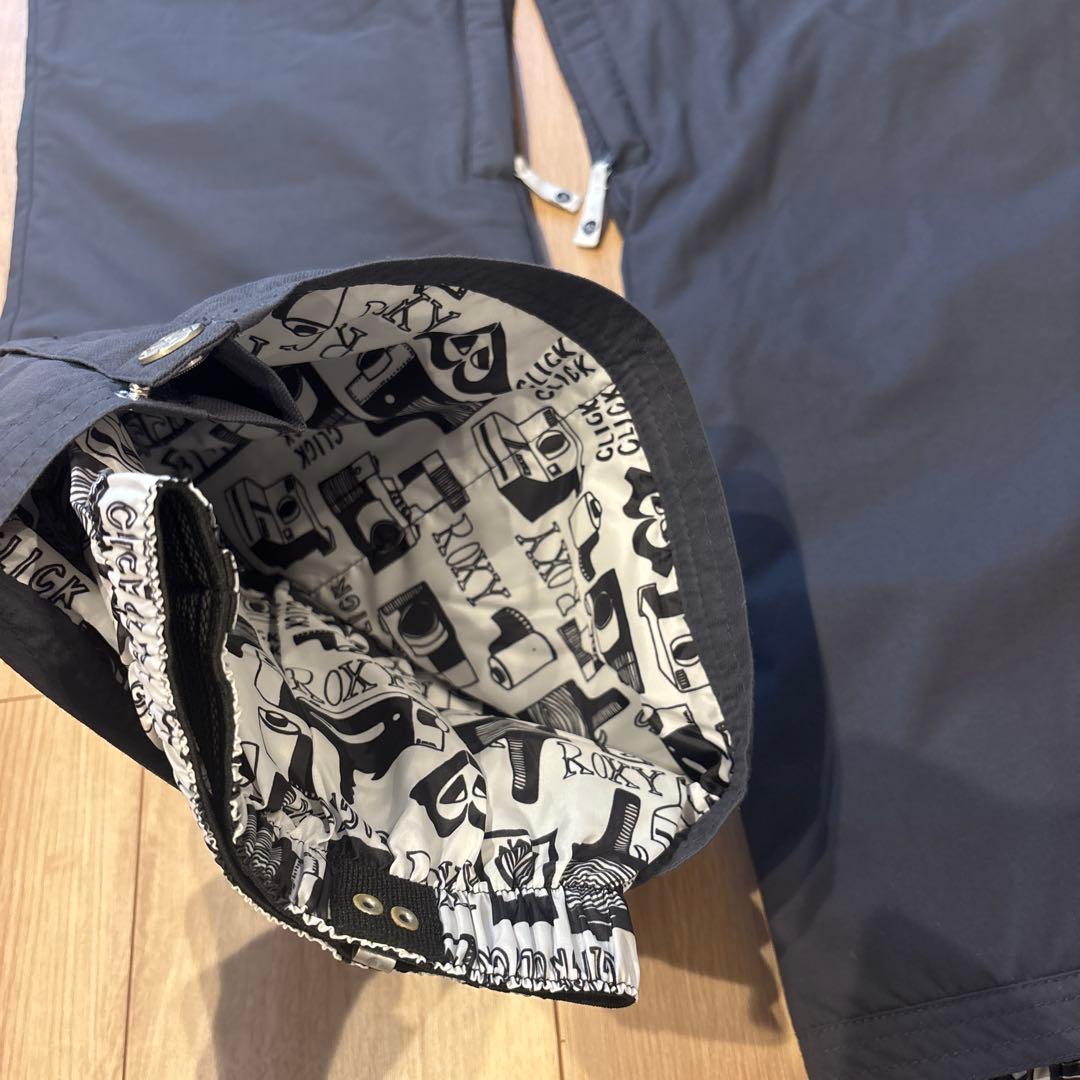 ★新品未使用★ROXY スノボパンツ　スキーパンツ　M