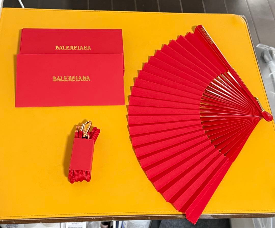 BALENCIAGA ギフトボックス バレンシアガ 扇子 ひも 縄 祝儀袋