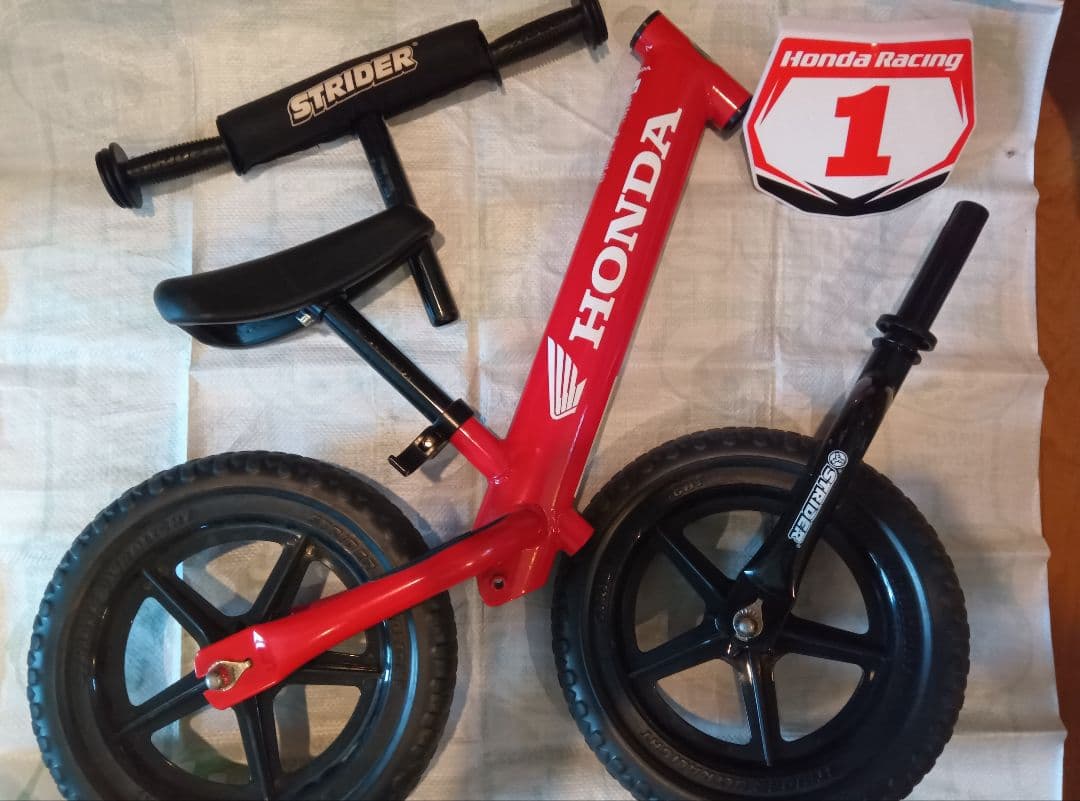ストライダー STRIDER ホンダ HONDA バランスバイク