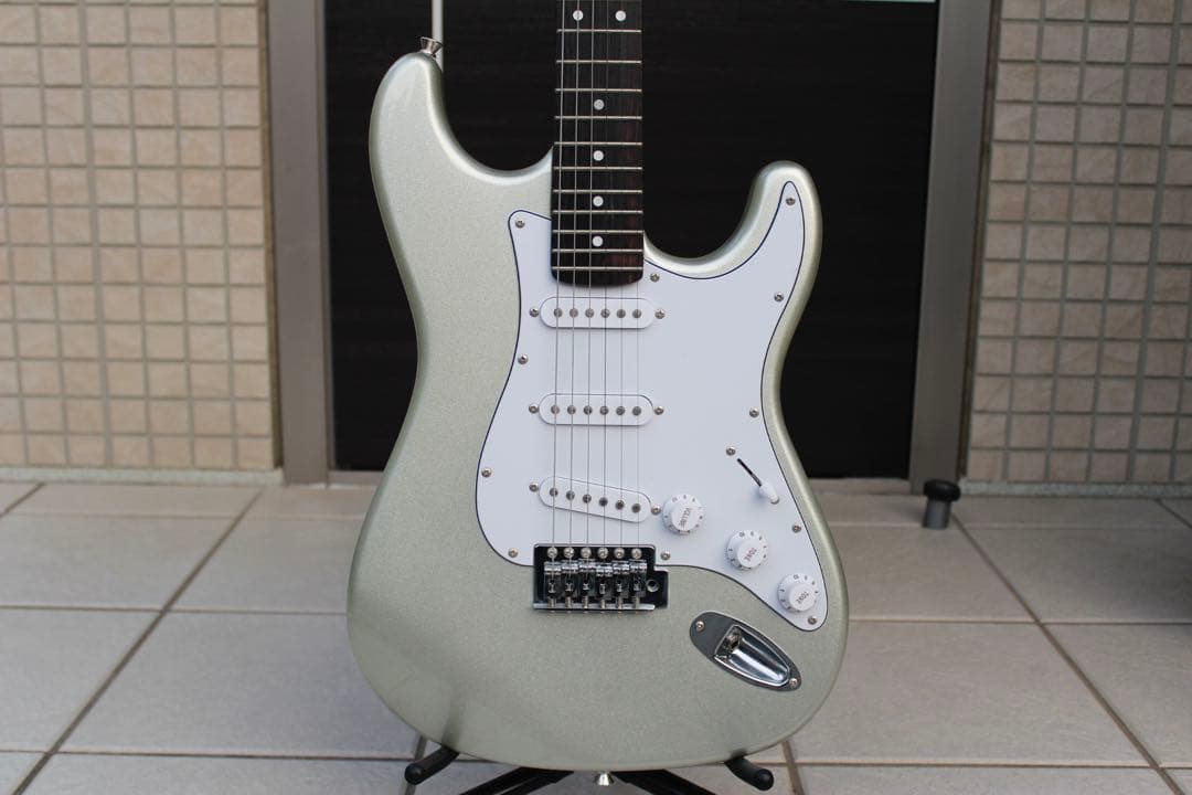 ほぼ未使用【PHOTOGENIC|ストラトキャスター・タイプ】