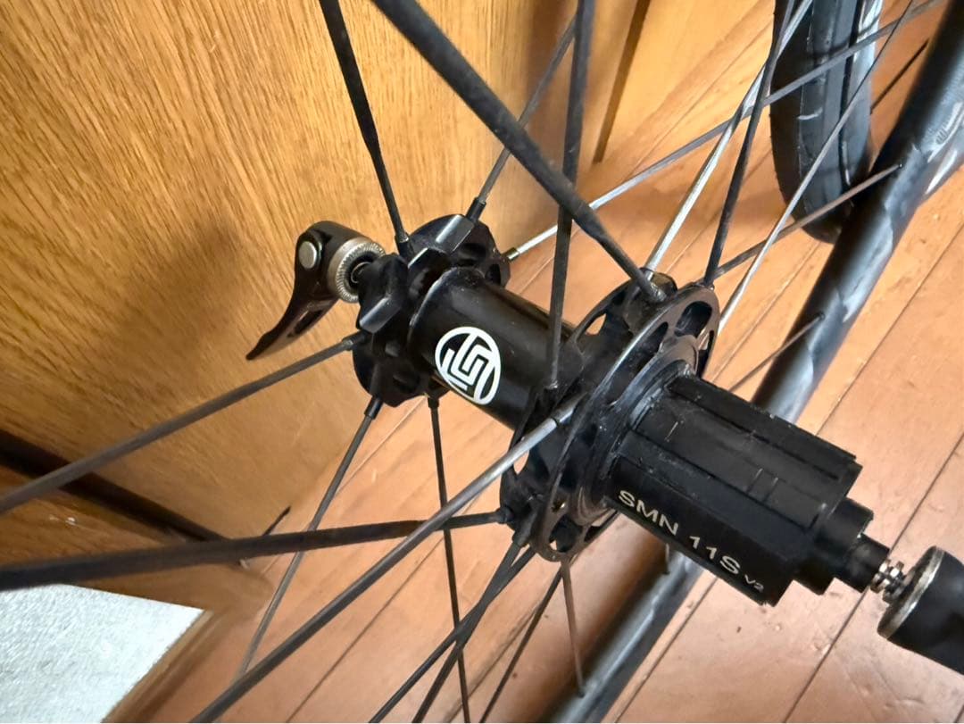 Lun HYPER R33 カーボンホイール　リムブレーキセット　美品