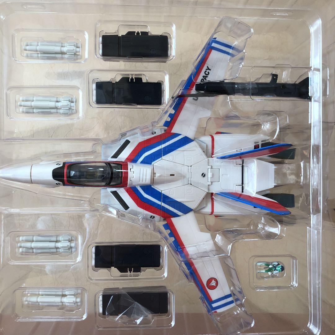 希少⭐️マクロス　VF-1A 完全変形版　エンジェルバーズ　1/48 YAMATO