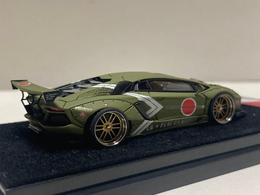 LBWK アヴェンタドール ゼロファイター零戦 / 1/64 入手困難 モデル