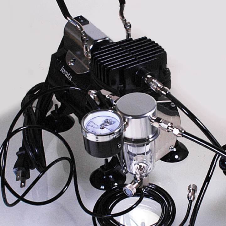 アネスト岩田エアーコンプレッサー  #殆ど使わず放置してました