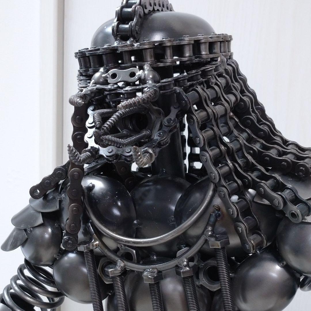 プレデター 鋼鉄製フィギュア 外国製