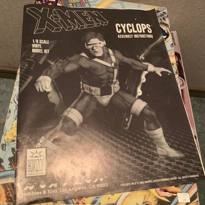 X-Men Cyclops 1/6 Vinyl Model Kitビニールキット