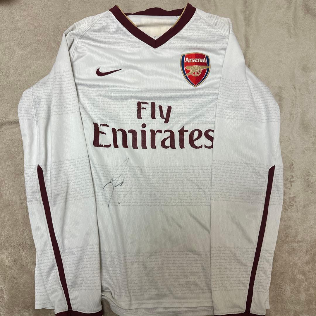 【現地購入】アーセナル arsenal サイン入り ユニフォーム