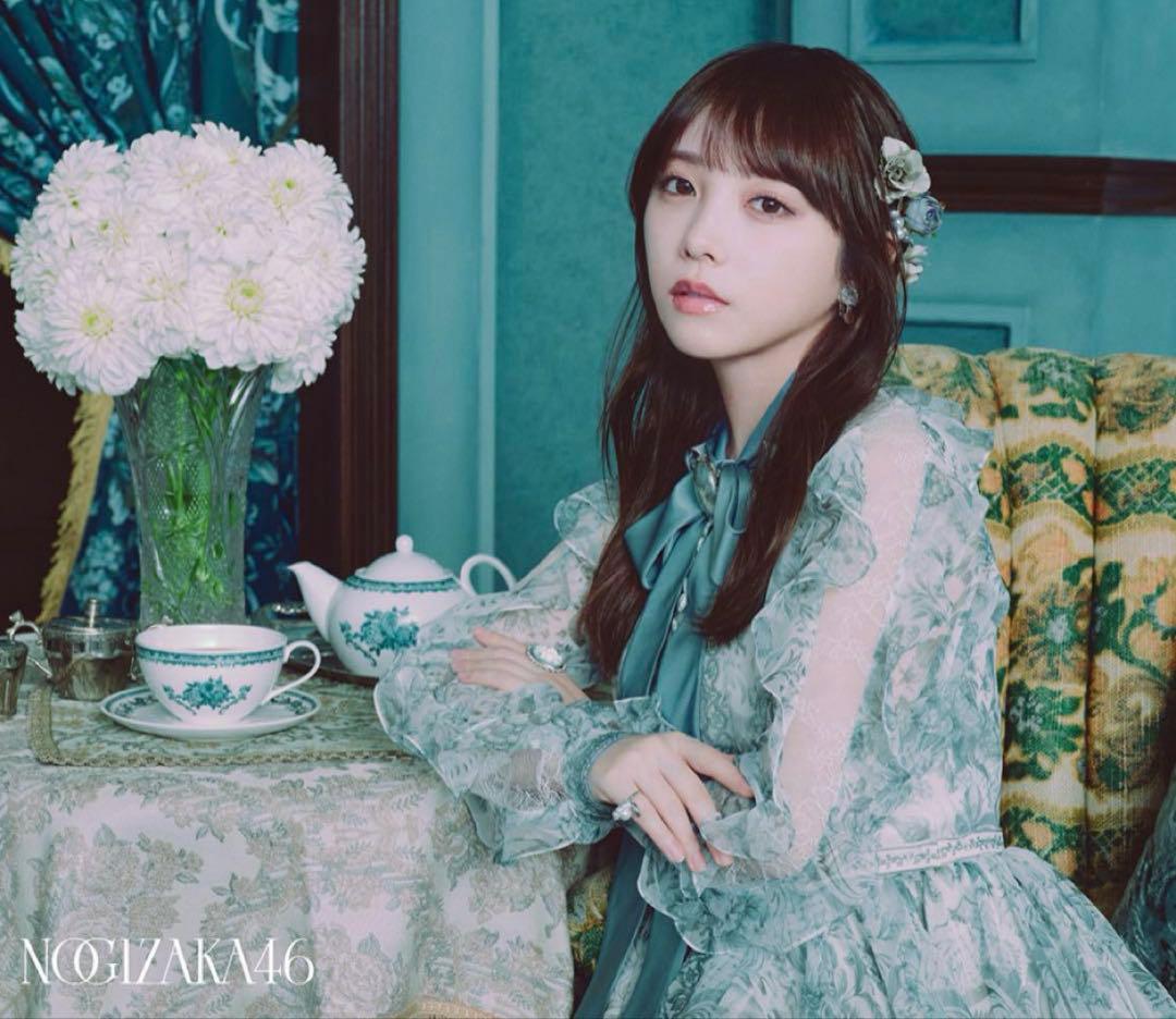 乃木坂46 ネーブルオレンジ 特別仕様盤 B2ポスター 与田祐希