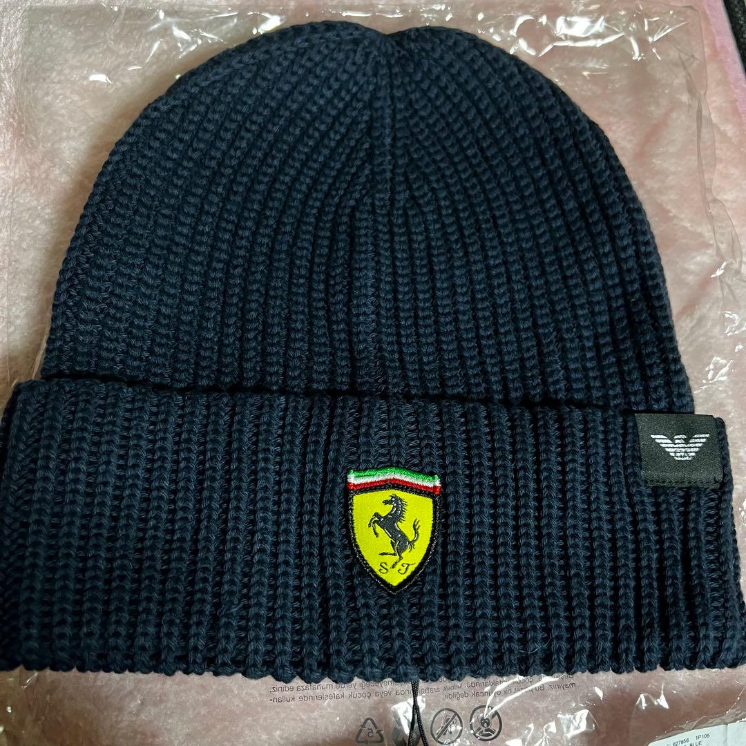フェラーリ　アルマーニ　ニット帽子　L タグ付き新品未使用