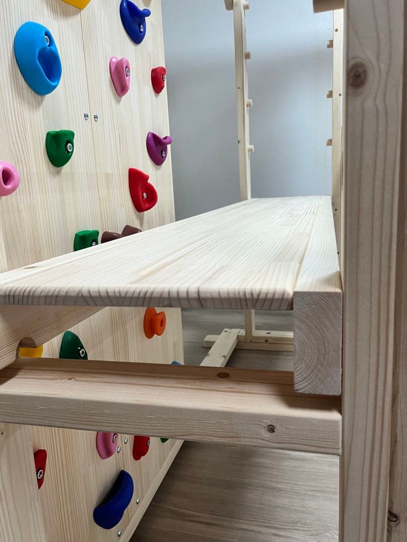 うんてい　雲梯　室内うんてい室内　ボルダリング　鉄棒　登り棒