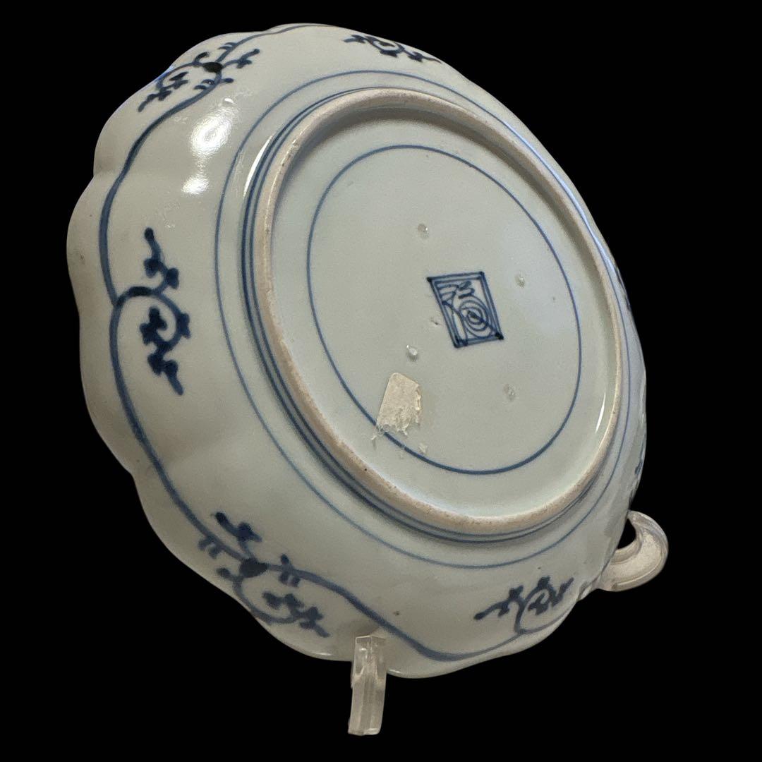 伊万里 有田 染付 印判手 輪花皿 花唐草 見返し唐草 見込梅花枝文 花丸文