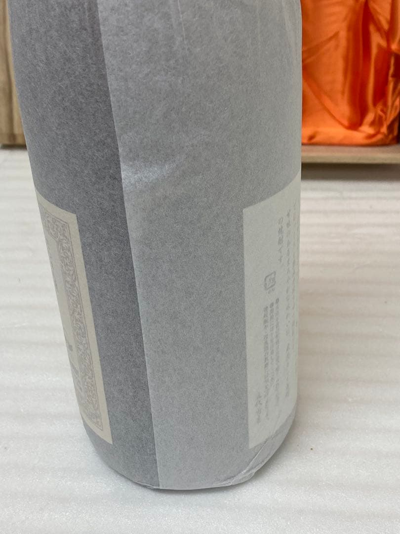 【ヒメハル 】3-2413 かめ壺焼酎　森伊蔵　1,800ml 共箱付き