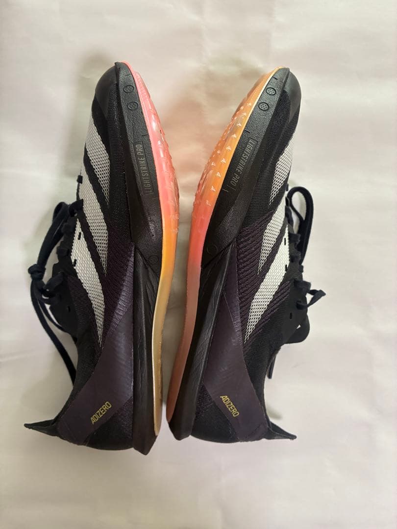 adidas アディゼロ フィネス25.5