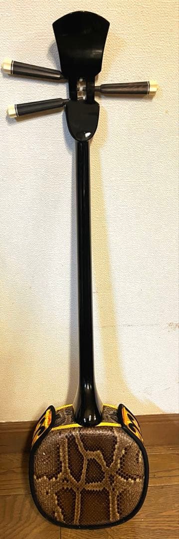 沖縄　三線　人工蛇皮