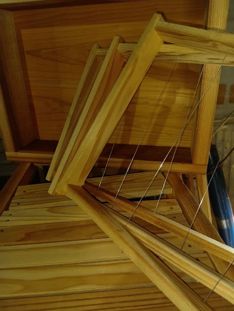 日本ミツバチ巣枠式巣箱