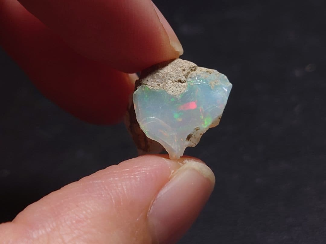 エチオピア　オパール　ジュエリーグレード　原石　鉱物標本