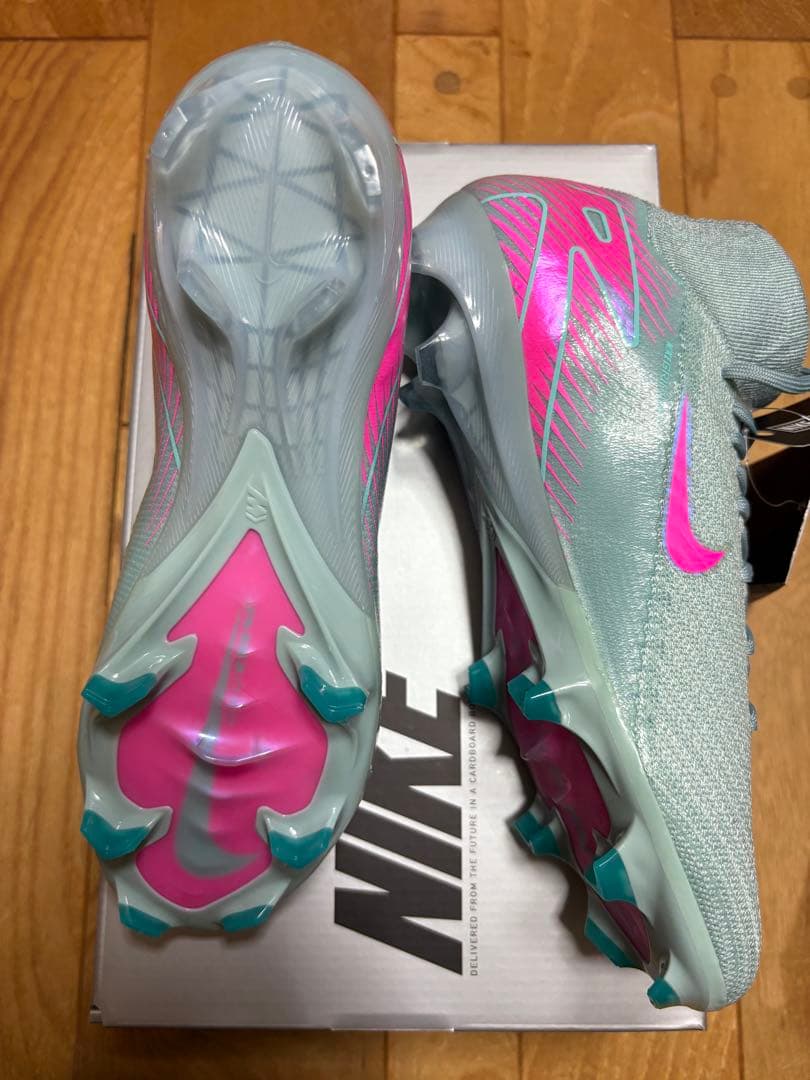 新品　超大特価　ナイキ スーパーフライ 10 エリート FG 26cm