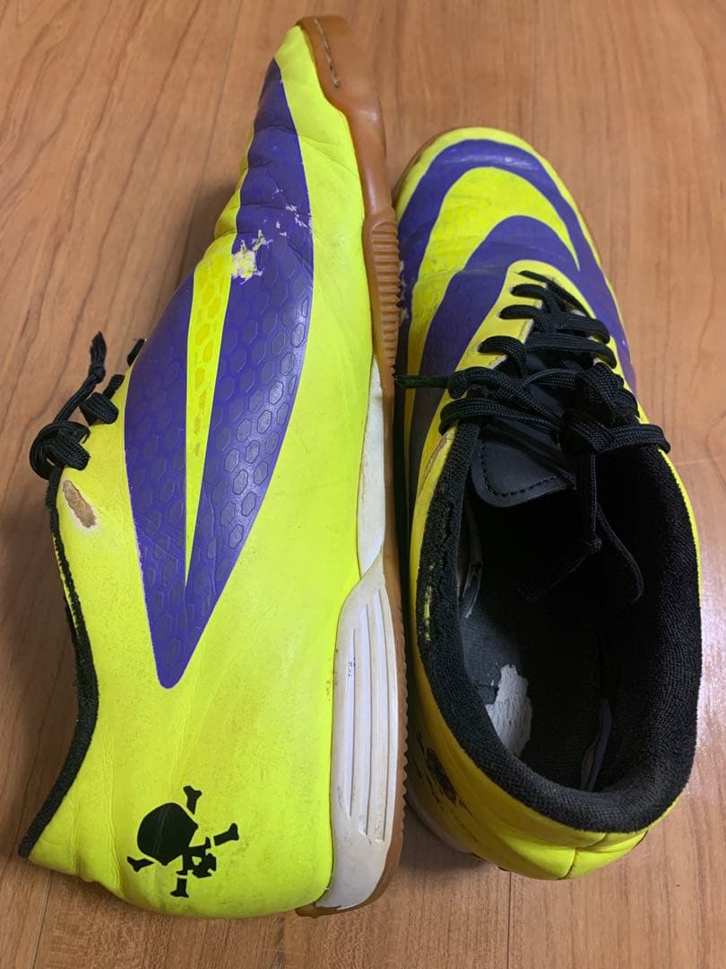 Nike ハイパーヴェノム フットサルシューズ（IC）＋サッカースパイク（FG）