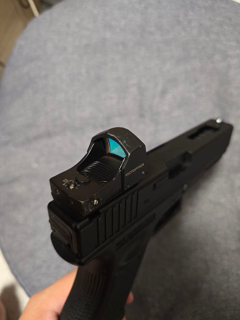 東京マルイ GLOCK18C ガスガン (カスタム済み) ドットサイト付