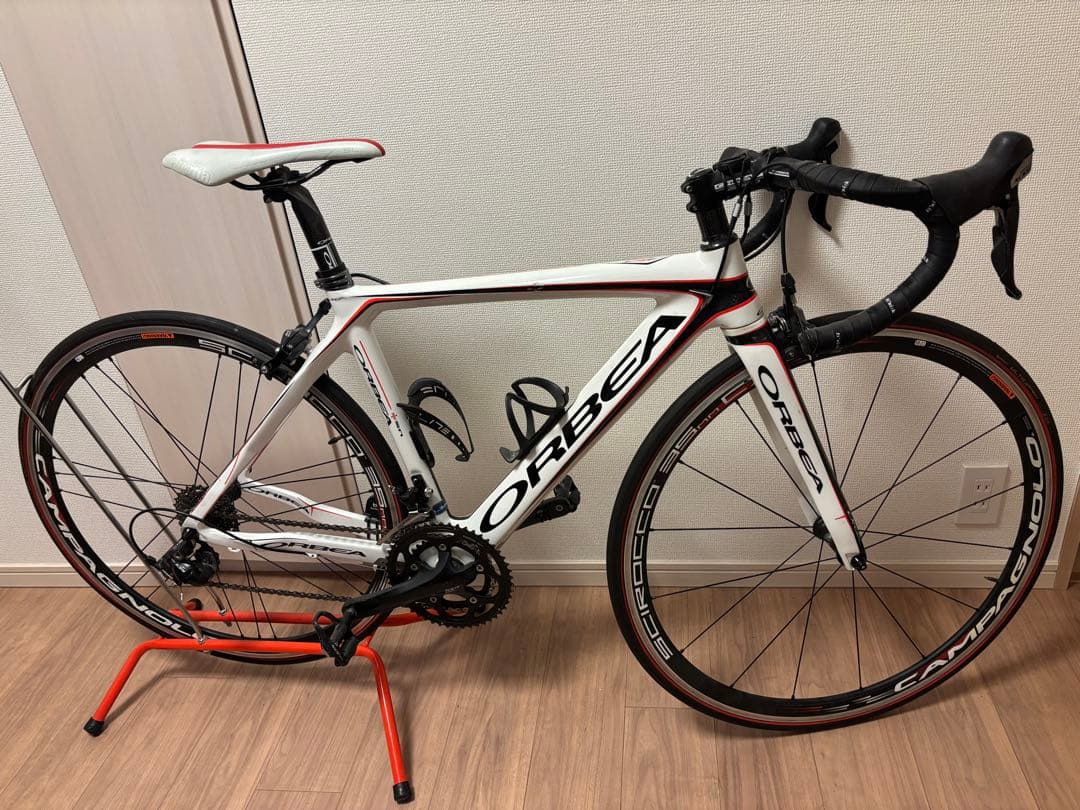 オルベア　オルカ　ブロンズ　　ホイールはカンパニョーロシロッコ装着