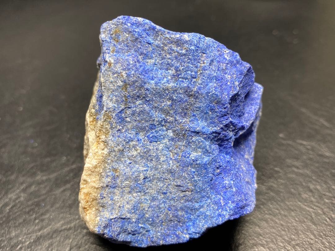 ラピスラズリ　原石　167g