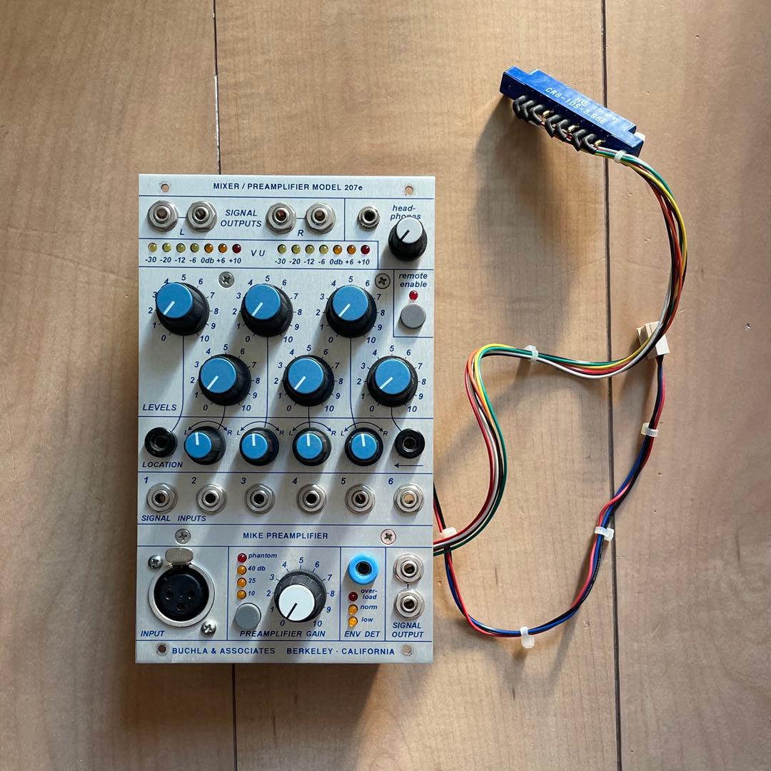 鍵盤楽器 Buchla 207e mixer / preamplifier