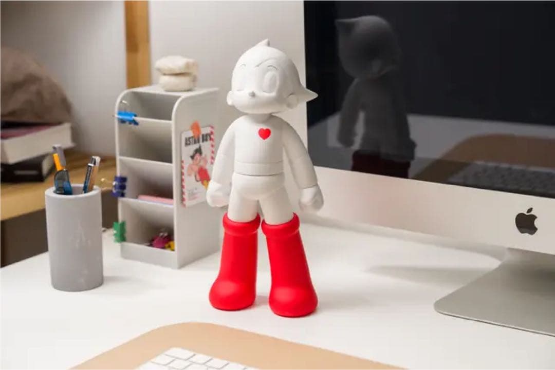 【完売品】鉄腕アトム レッドエディション スペシャルパッケージ（Qi2対応）