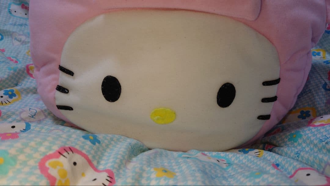 約20年前購入 ハローキティ　レトロ　収納ケース　ピンク くまさん 難有