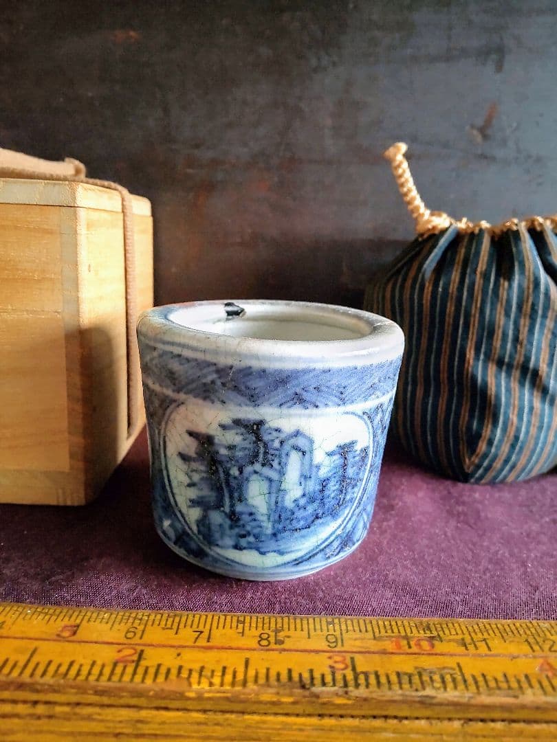 初期伊万里　百聞窯　窓絵香炉