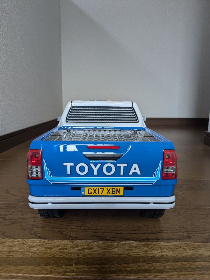 タミヤ　XB トヨタハイラックスエクストラキャブ（CC-01）未走行品