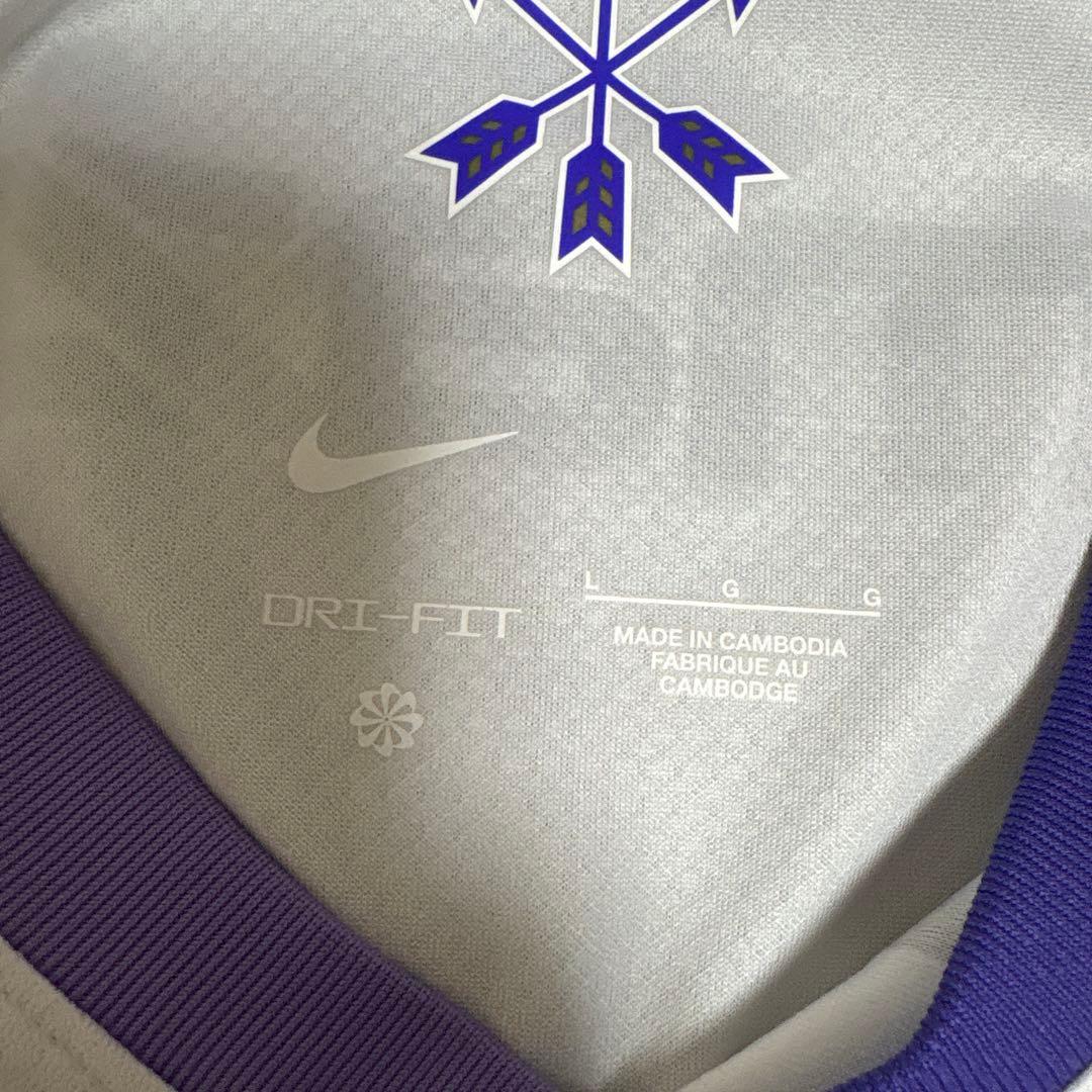 サンフレッチェ広島　中村草太　ユニフォーム