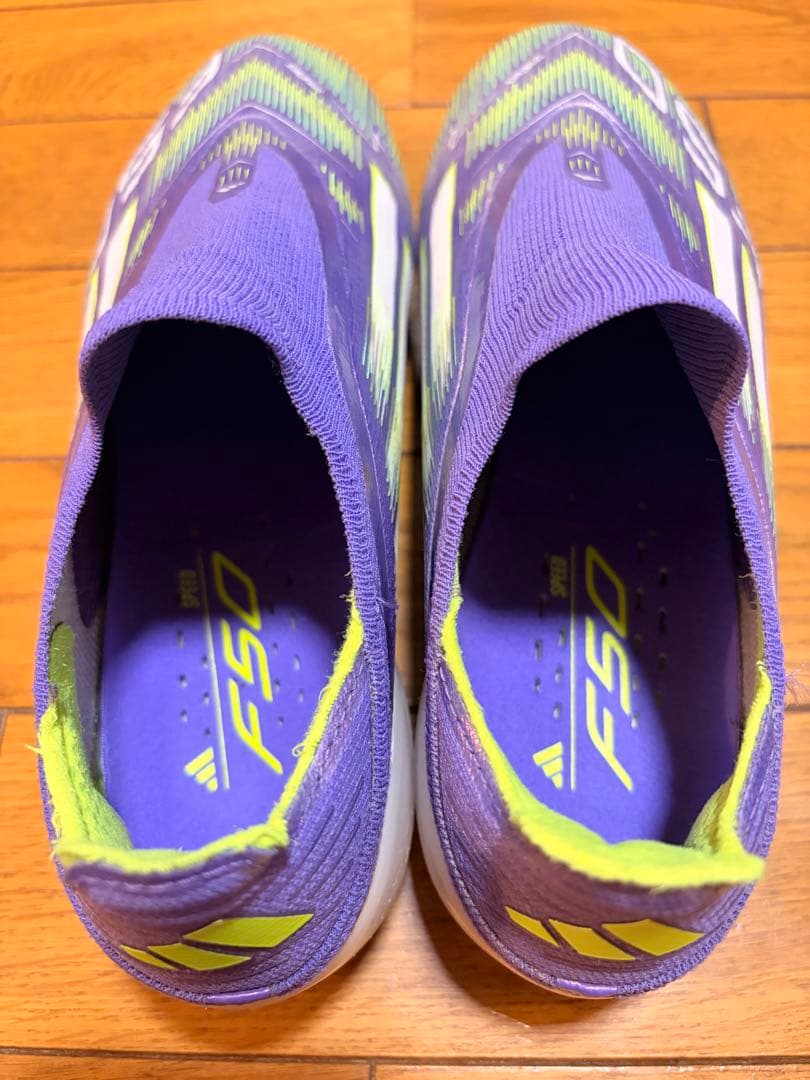 アディダス　F50 + レースレス　エリート　スパイク　シューズ