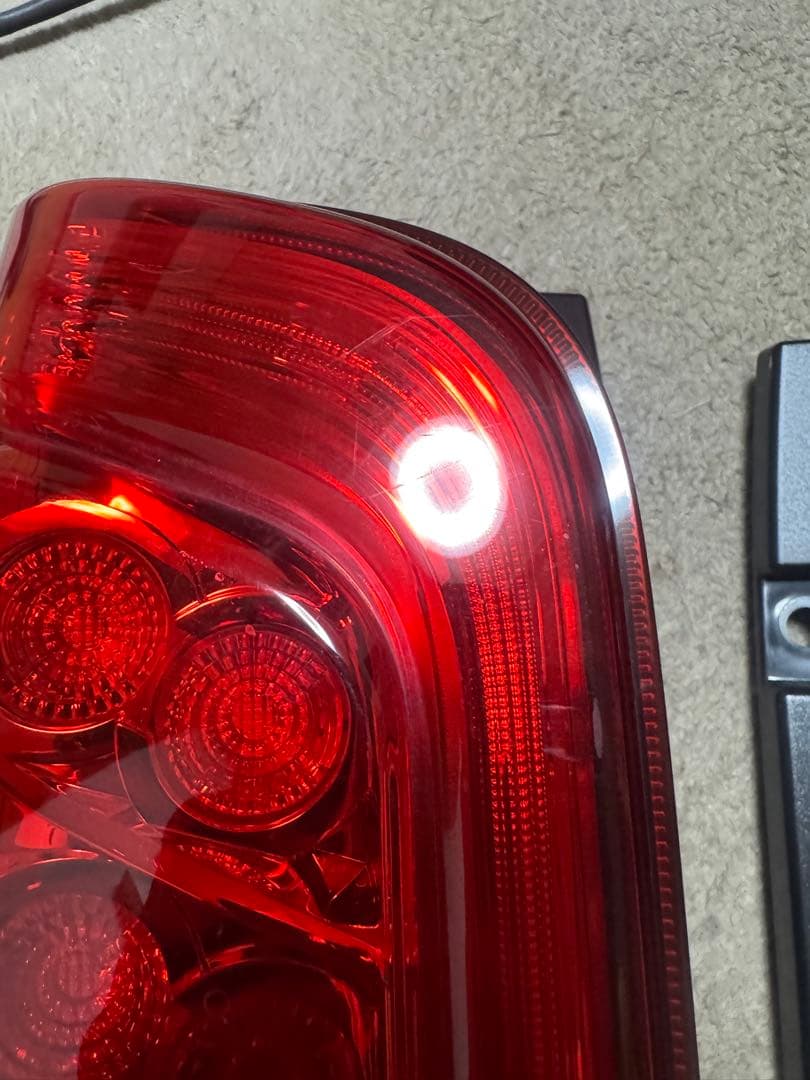 キャラバン令和4年式LEDテールライト 赤色 2個セット