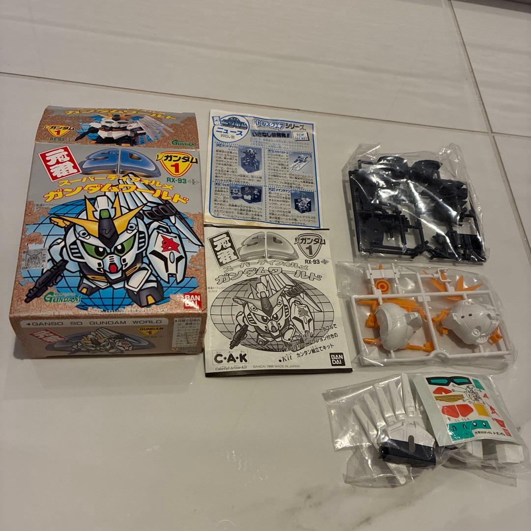 【未組立！】【レア！】BANDAI 機動戦士ガンダム RX-93 νガンダム