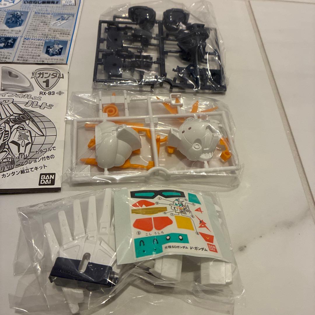 【未組立！】【レア！】BANDAI 機動戦士ガンダム RX-93 νガンダム