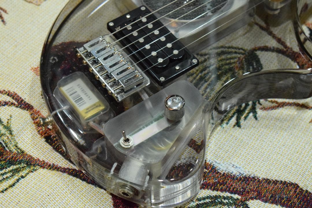 Fernandes ZO-3 スケルトン 動作良好 ケース付