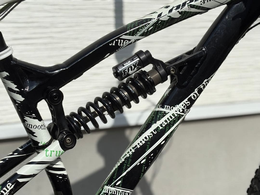 LAPIERRE FROGGY 318 ダウンヒルMTB Marzocchiサス