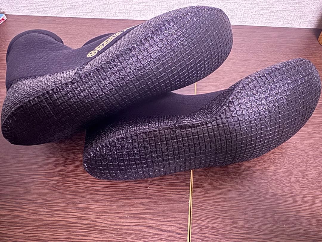 マジック　ロイヤルハイブリッドソックス　5ミリ　サイズXL 27㌢サーフブーツ