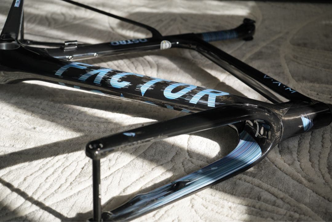 専用品　FACTOR OSTRO VAM V1 カーボンフレーム　フレームセット