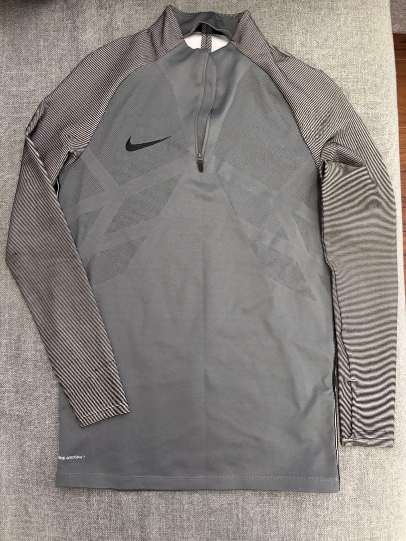 Nike AEROSWIFT ハーフジップ M グレー 廃盤