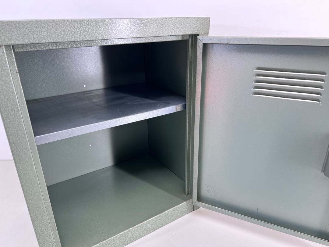 スチールロッカー グレー 鍵付き