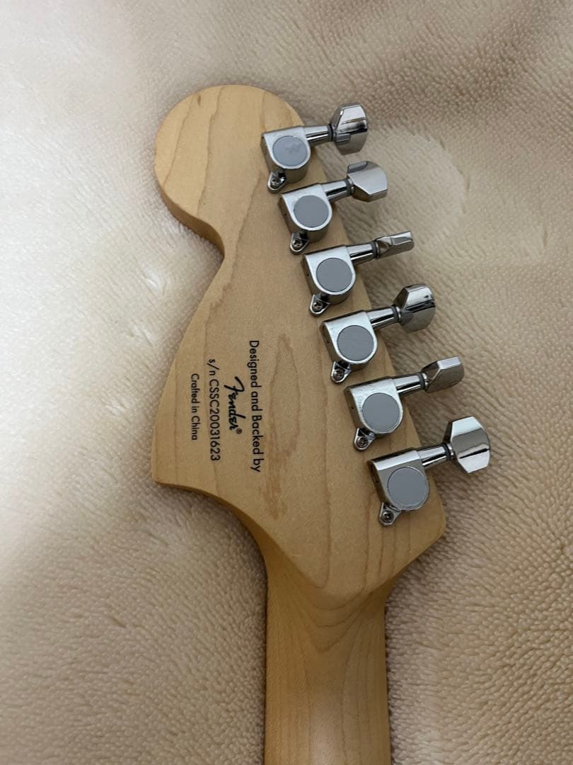 【調整済】Squier スクワイア　fender ストラト　エレキギター　美品