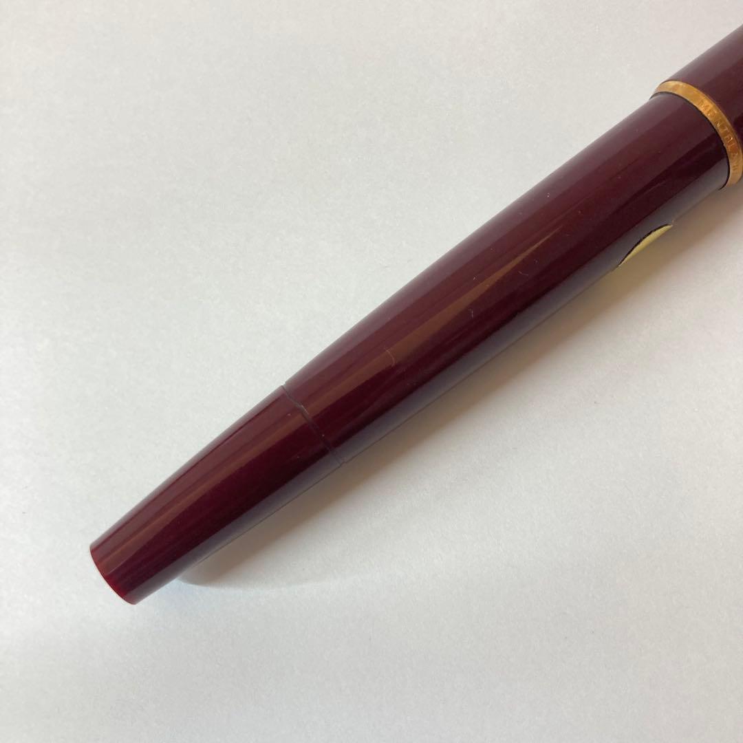 未使用モンブラン万年筆赤ワイン色・ペン先EF(細字)⭐︎