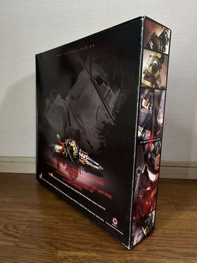 ホットトイズ FIRE FIGHTER 消防士 未開封
