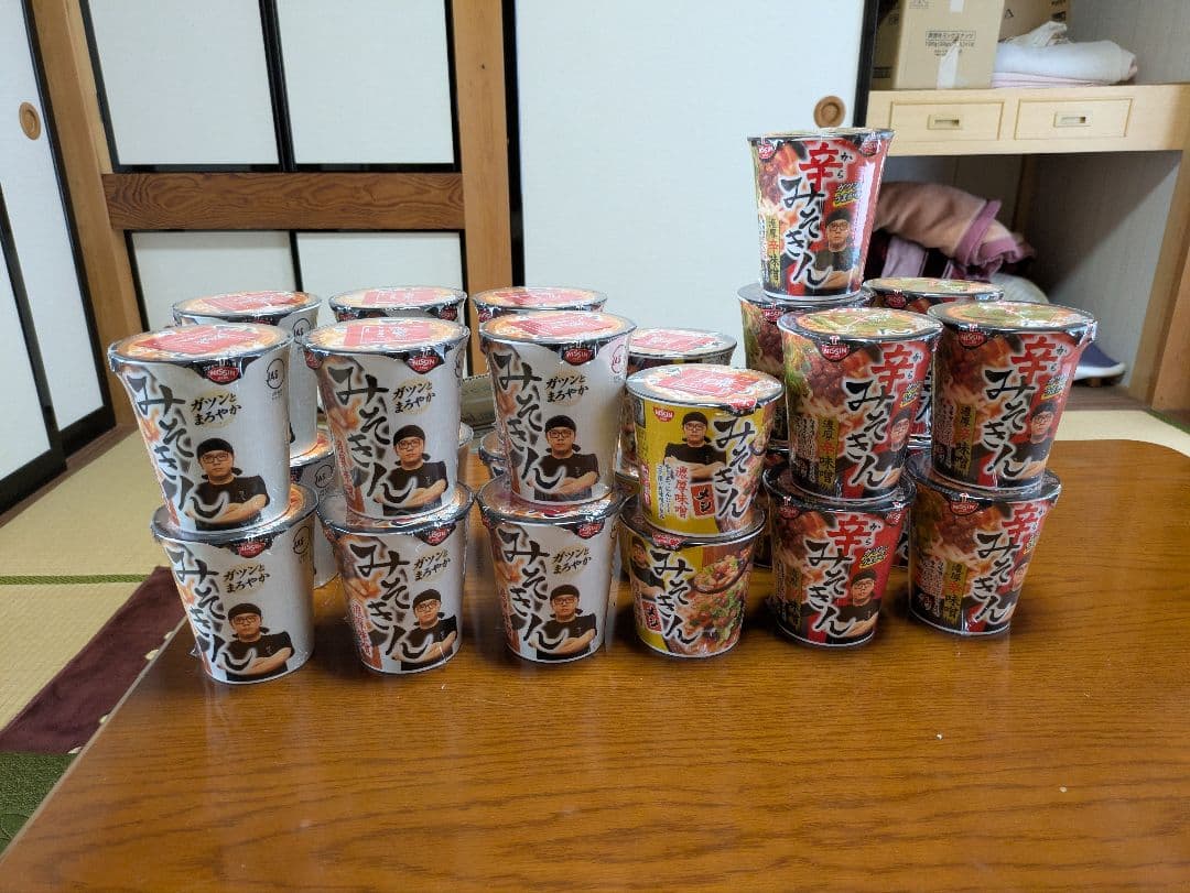 みそきん×12　辛みそきん×9　 みそメシ×4　まとめ売り25個　カップ麺