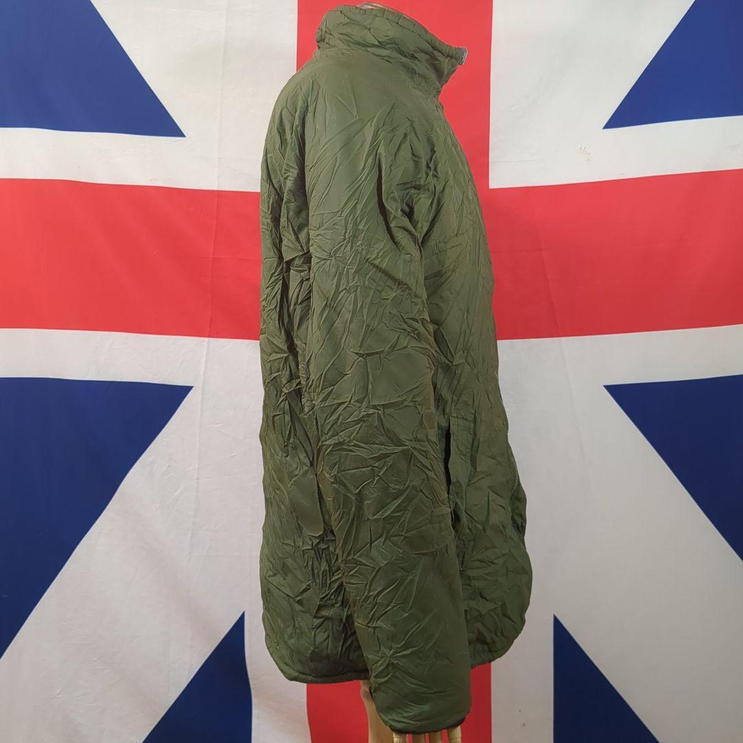 イギリス軍リバーシブルオリーブ/サンドサーマルジャケット（収納袋付）【実物美品】