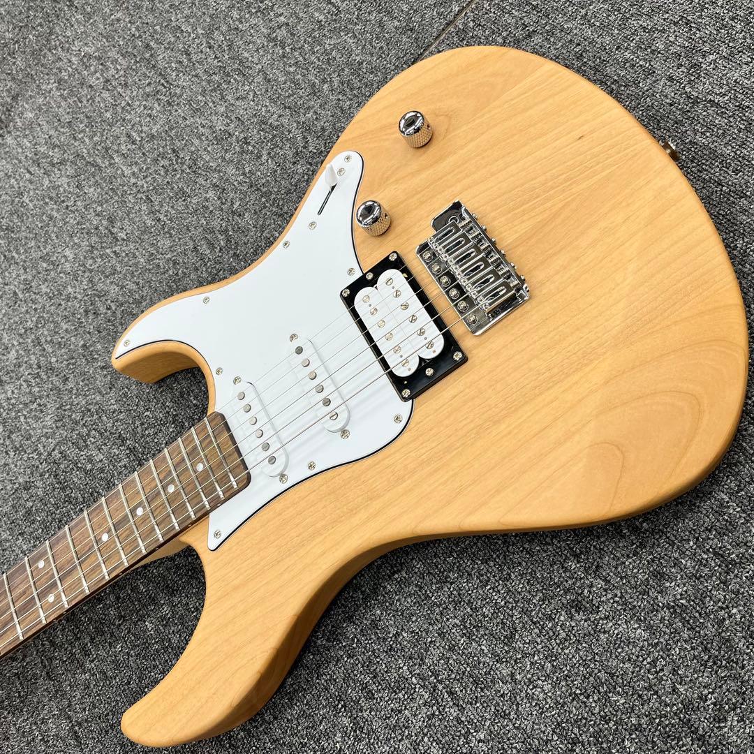 【11337】YAMAHA pacifica PAC112V YNS