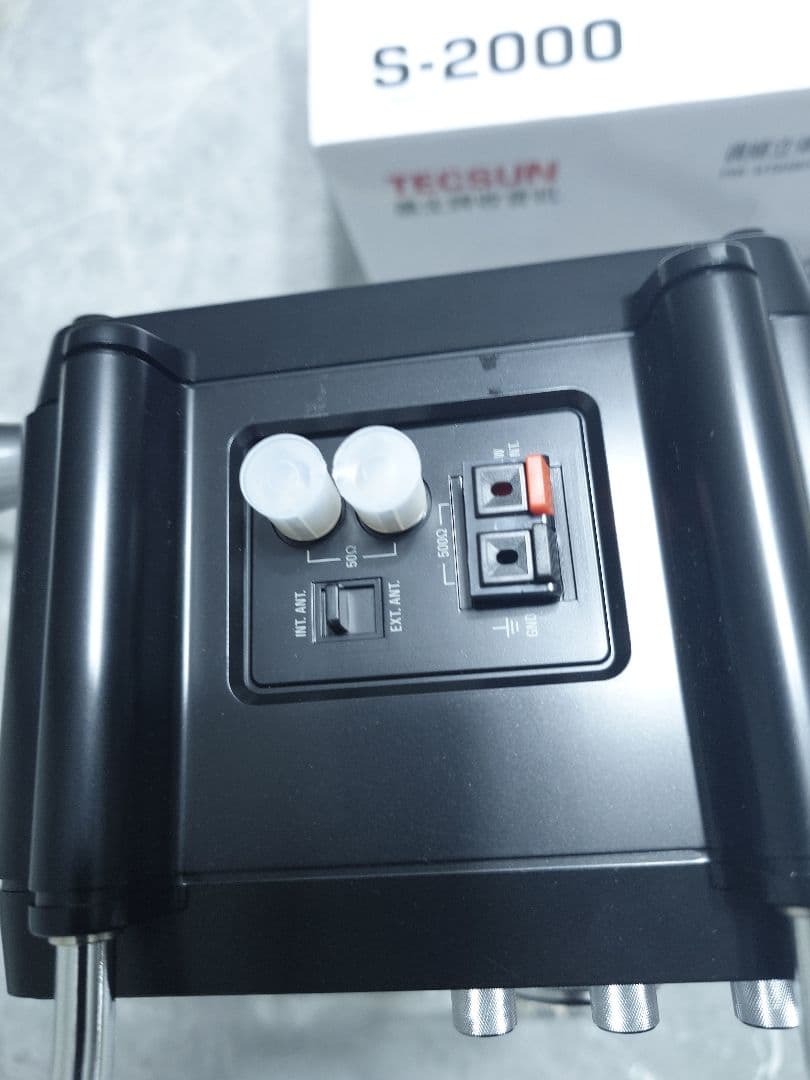 TECSUN S-2000 受信機　高性能ラジオ